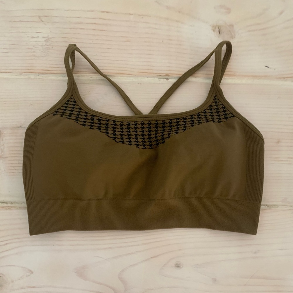 KORAL seamless dark green sports bra size medium